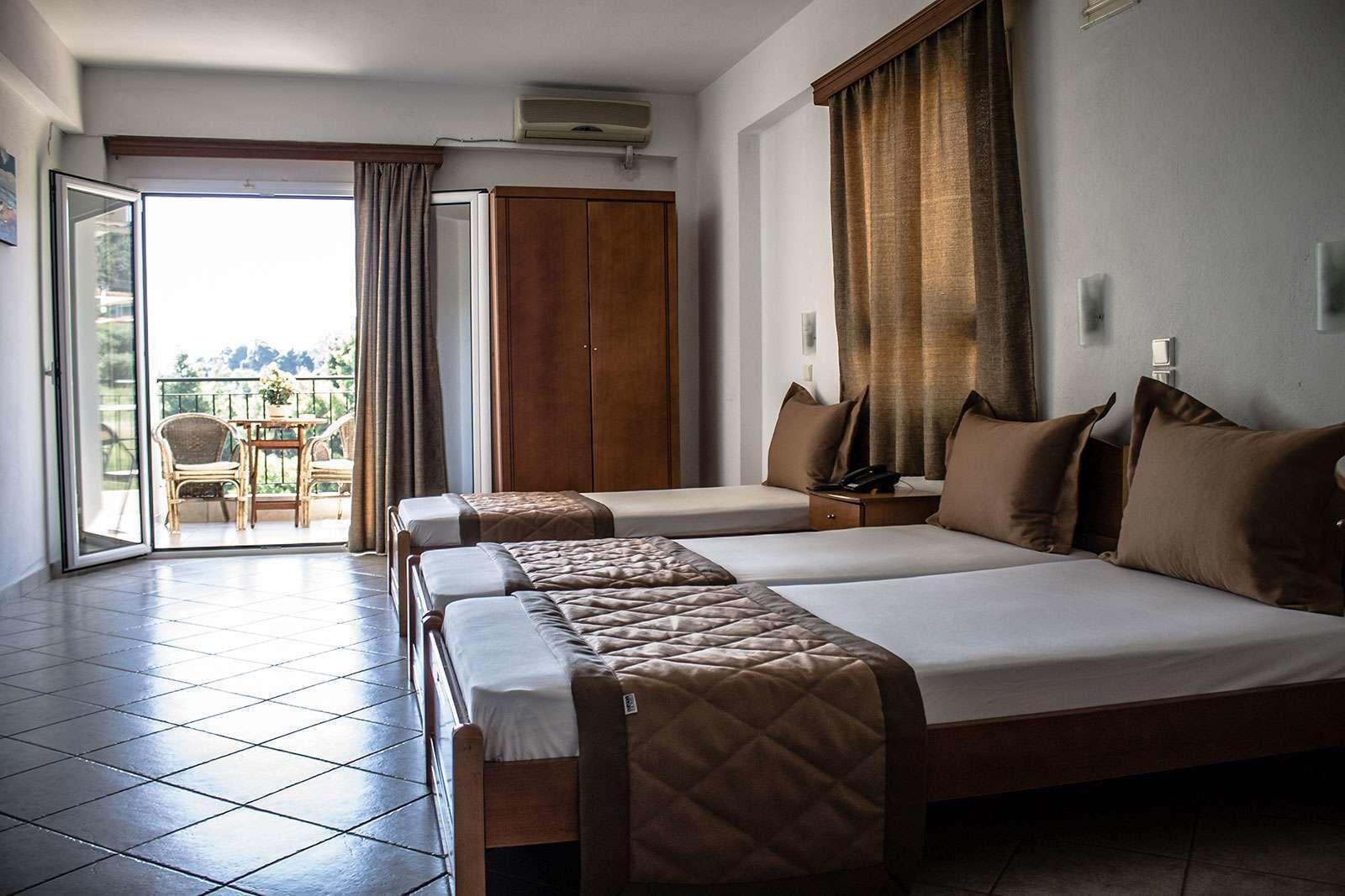 Hotel Ilios Kriopigi Esterno foto