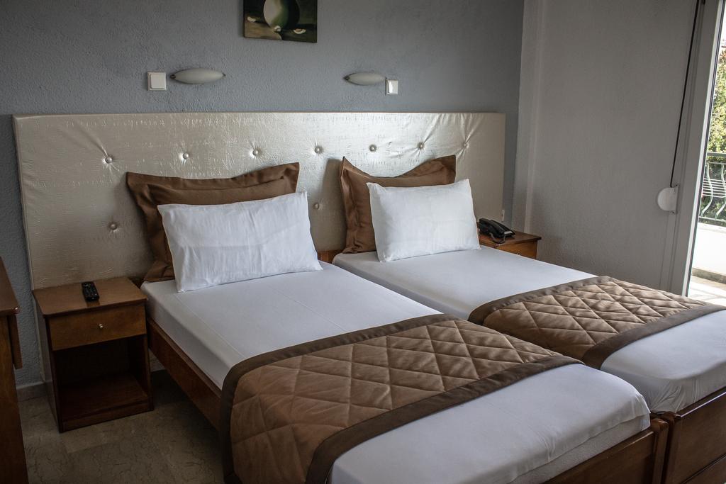 Hotel Ilios Kriopigi Esterno foto