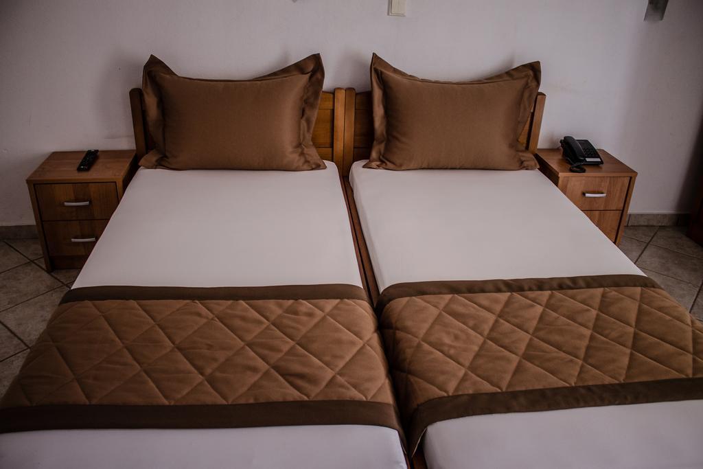 Hotel Ilios Kriopigi Esterno foto