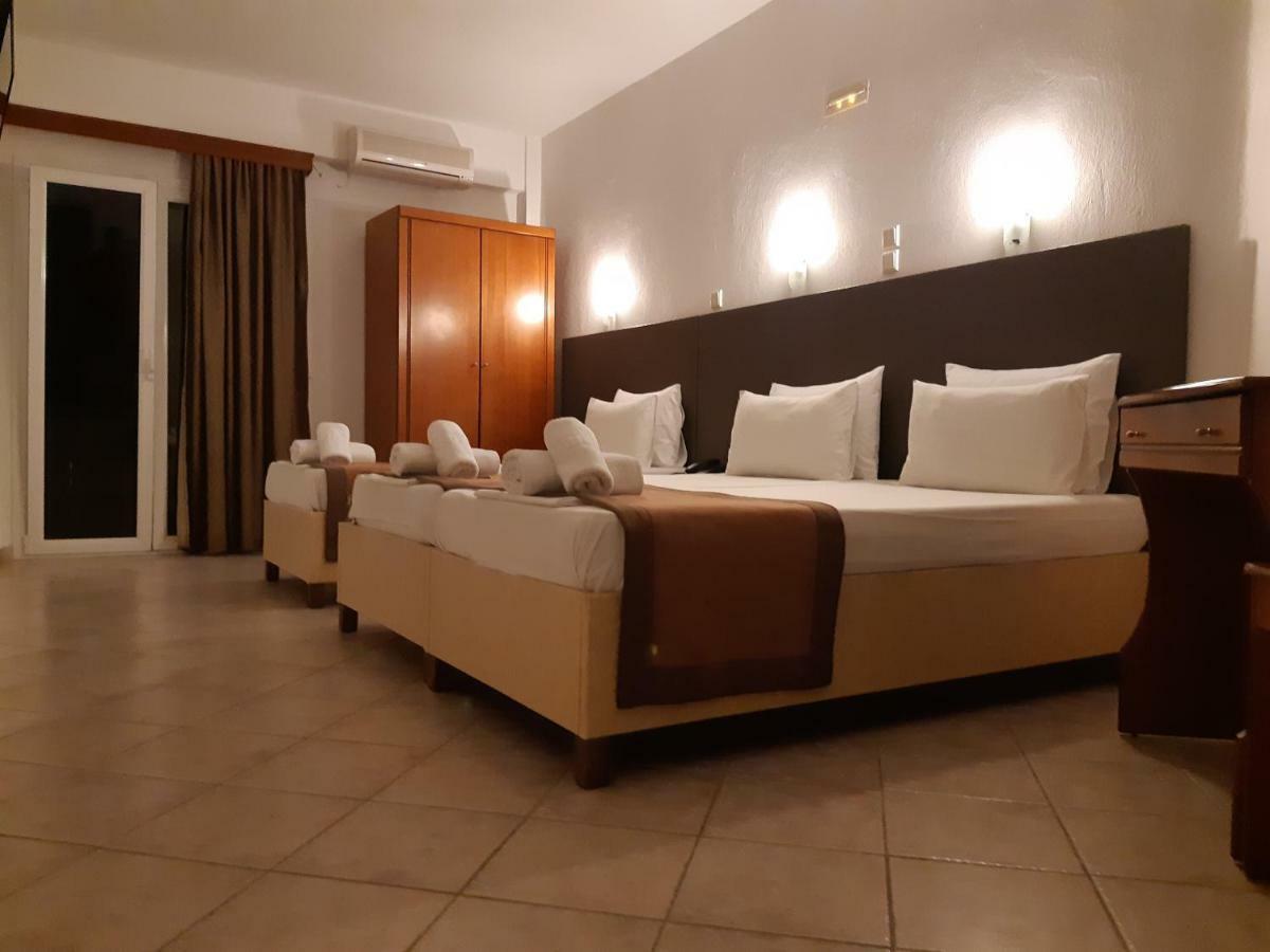 Hotel Ilios Kriopigi Esterno foto